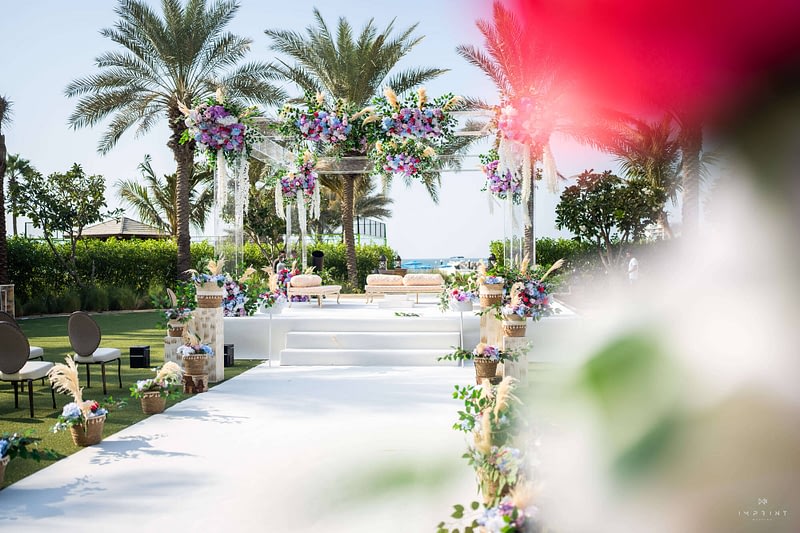 wedding coordinator dubai - Best wedding planner in Dubai - destination wedding - wedding flower arrangements - - wedding decor ideas